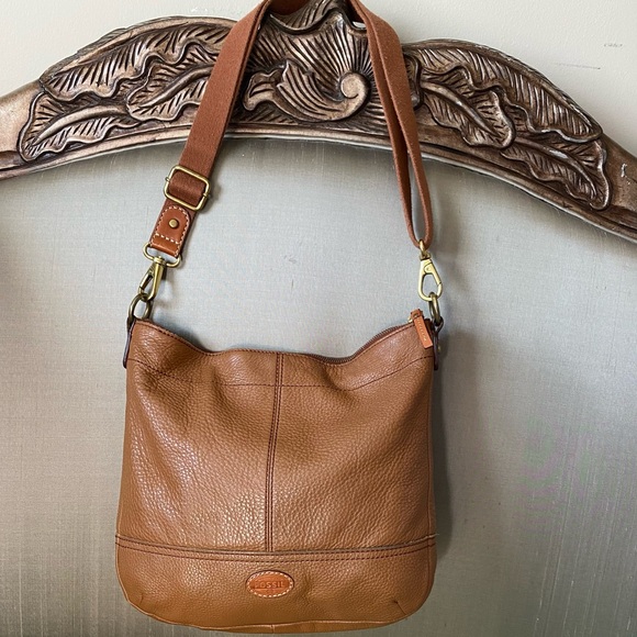 Fossil Pebble Leather Crossbody Bag - Picture 2 of 10